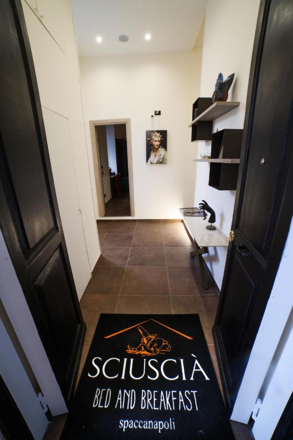 Sciuscia Beb Spaccanapoli Exterior photo